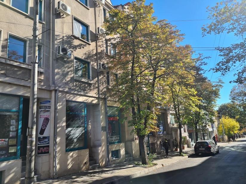 Hotel Oazis Хасково Екстериор снимка