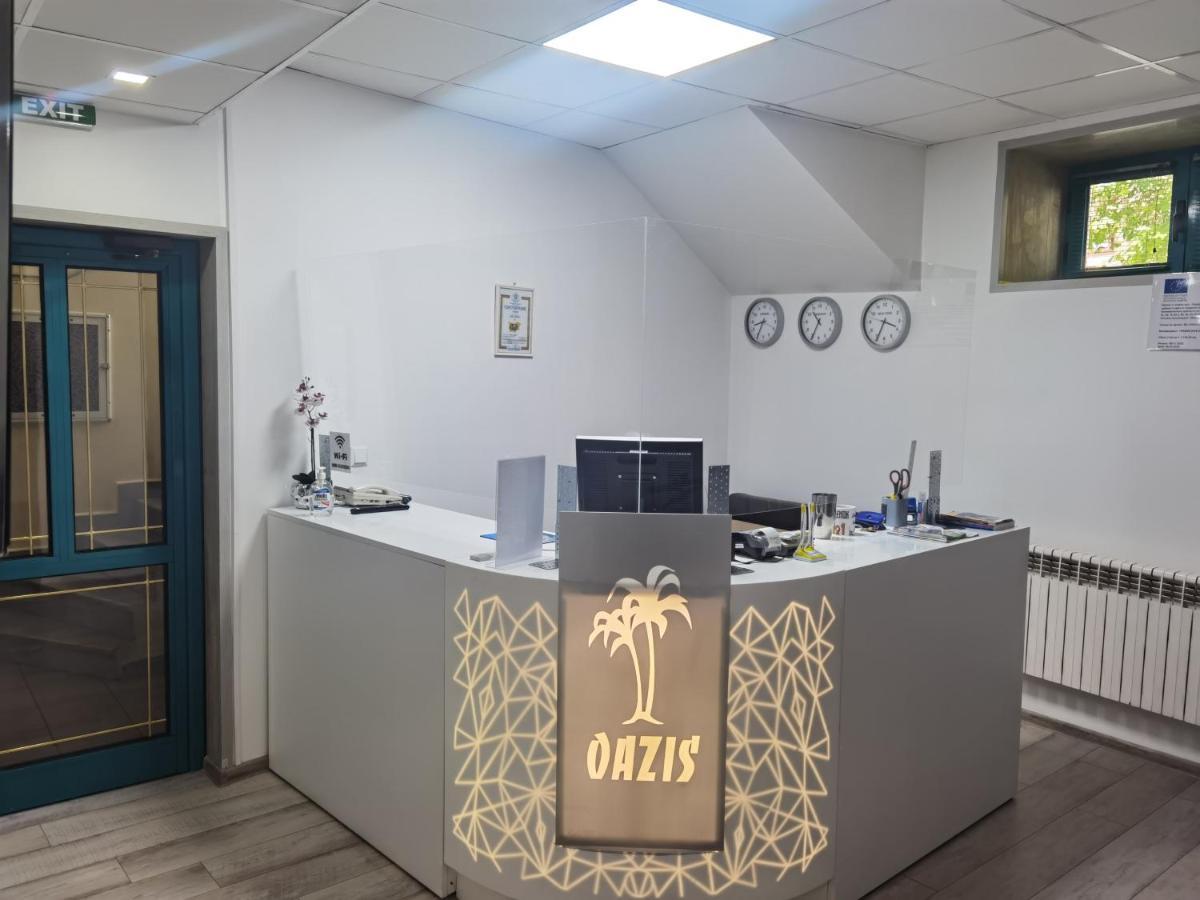 Hotel Oazis Хасково Екстериор снимка