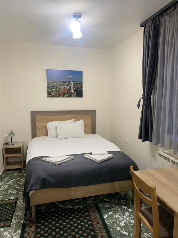 Hotel Oazis Хасково Екстериор снимка